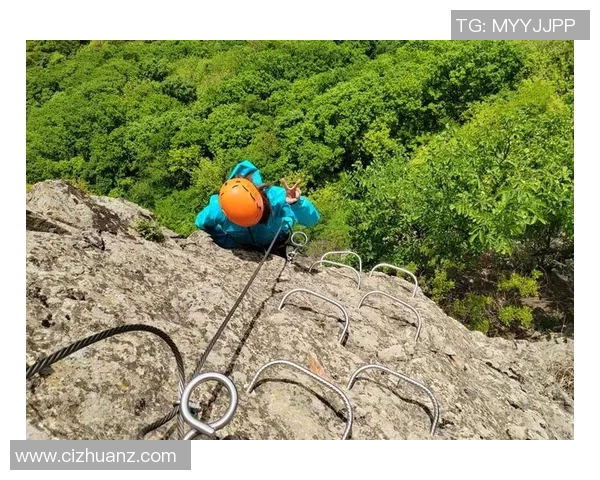 从零基础到高手之路：全面解析攀岩技巧与装备选择指南